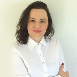 Imagem de CAROLINA SCHMIDT