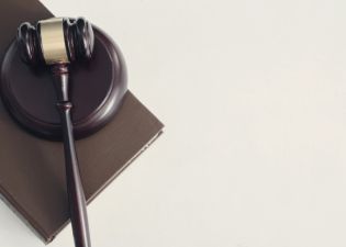 O que é audiência arbitral?